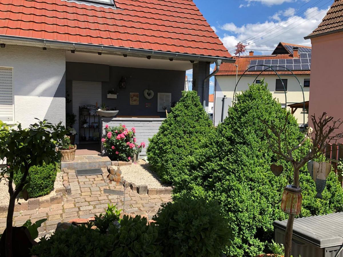 Ferien- Und Monteurswohnung Heilbrunnen Woerth am Rhein Eksteriør bilde
